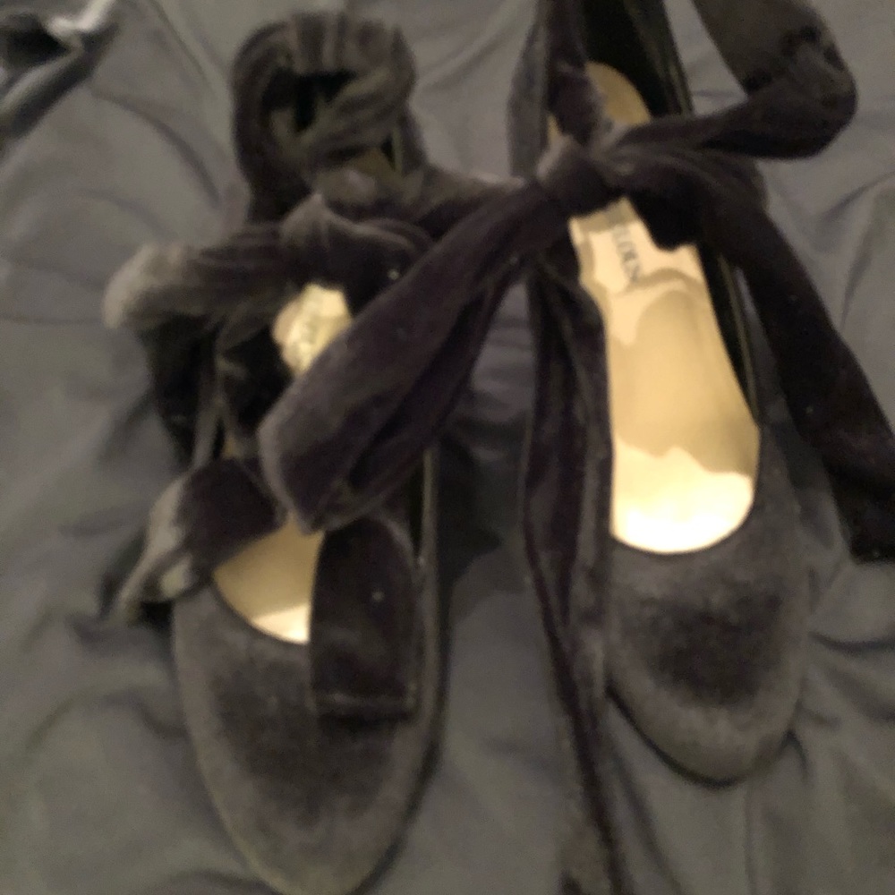 Velvet with lace up ties